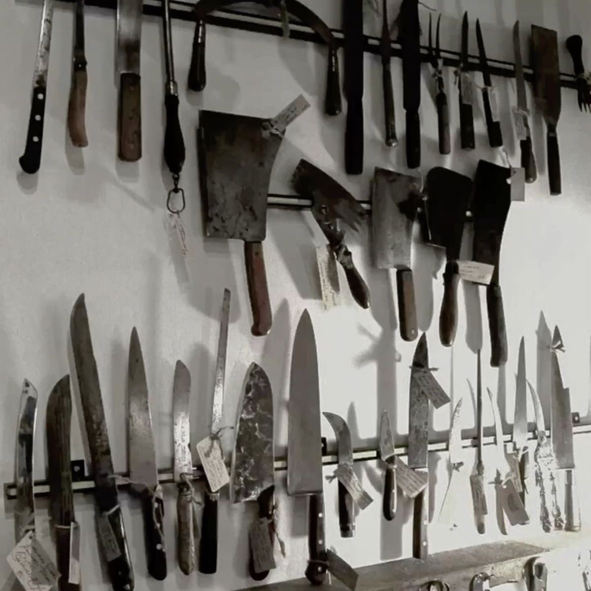 Hilda_czyta's tweet photo. „Dla tej chwili mogłabym zaryzykować wszystko. Byłabym gotowa nawet zapomnieć o zemście.”
🔪🍎
#sidetracked #twitteroweksiążkary https://t.co/nBkYRsXnML