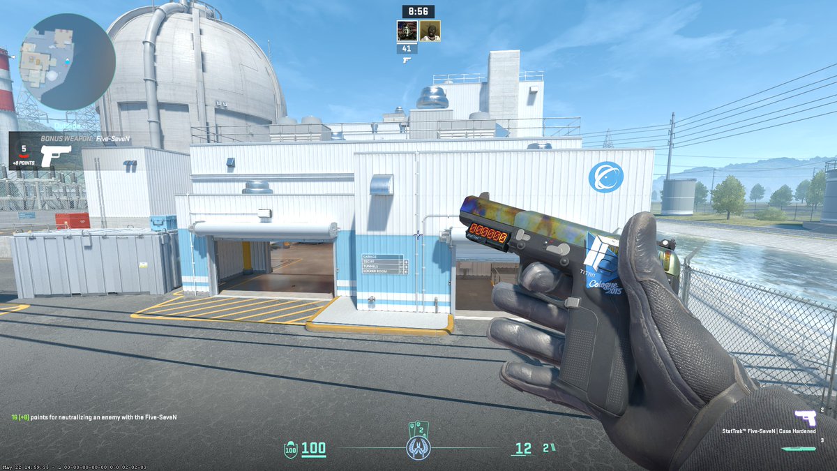 Frostty_'s tweet photo. Never thought i'd have a skin with a titan sticker on it... Sticker alone costs just over double what the skin actually is. https://t.co/lC6dyb1RQq