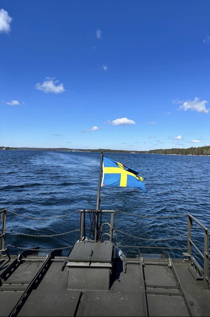 French defense attaché in SWEDEN tweet media