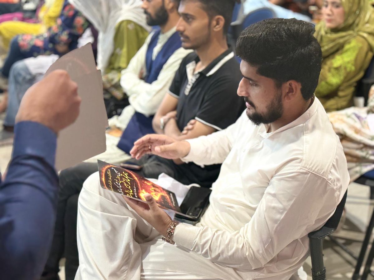 ebidtaILM's tweet photo. Alhamdulillah

At Achiever’s Gala 2026, Salah Campaign posters were distributed among 300+ youth participants, spreading the reminder to pray on time.

“Indeed, prayer prohibits immorality and wrongdoing.”
Quran 29:45

#PrayDontDelay #EBIDTA https://t.co/F28qudicNT