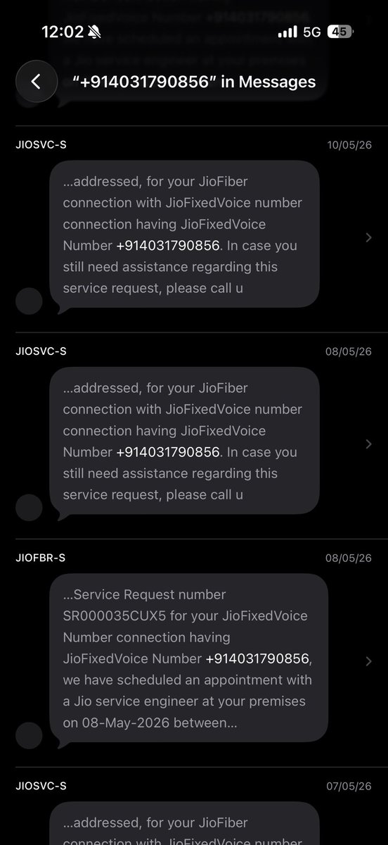 csvspk_'s tweet photo. Pathetic experience with @JioCare @reliancejio Paying for a 300 Mbps plan but getting 100 Mbps. Technicians come in a hurry, don’t properly resolve the issue, and complaints are being closed without OTP confirmation. Is this the service customers pay for? Need immediate resolutio https://t.co/gHSdNGS1mN