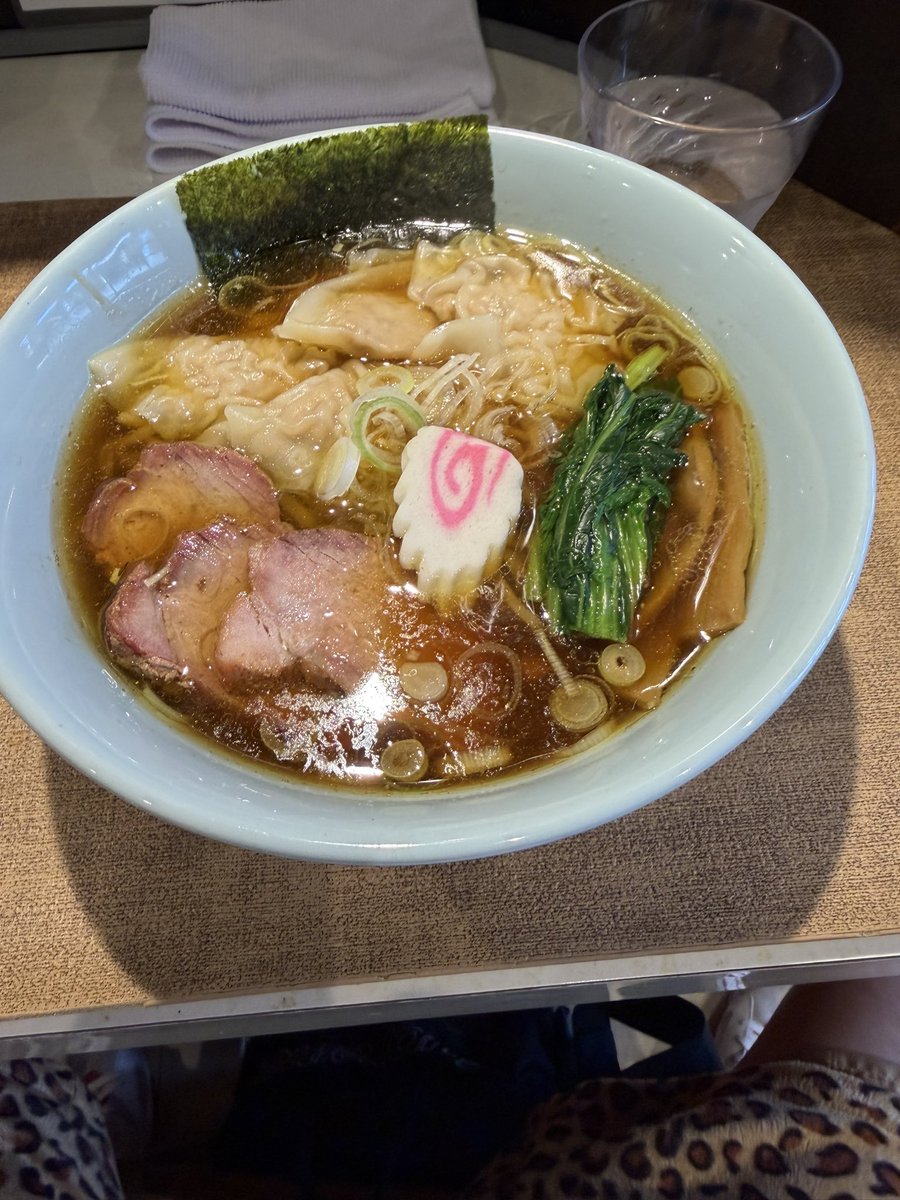 LinBooh's tweet photo. 人間ドッグ帰りに
涼虎さん
ワンタン　チャーシュー　スープ
全て最高すぎました😃 https://t.co/CR3gQs2mg0