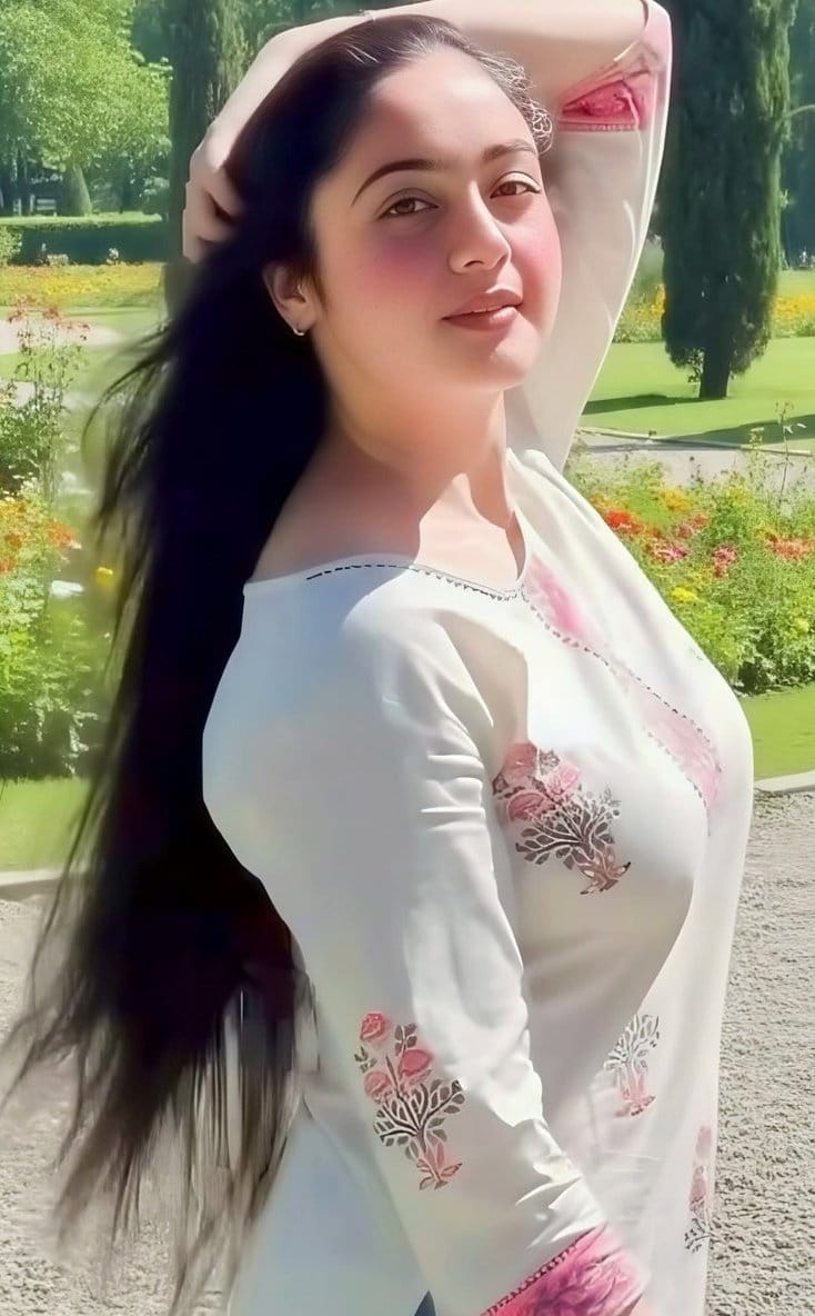 salma tweet media