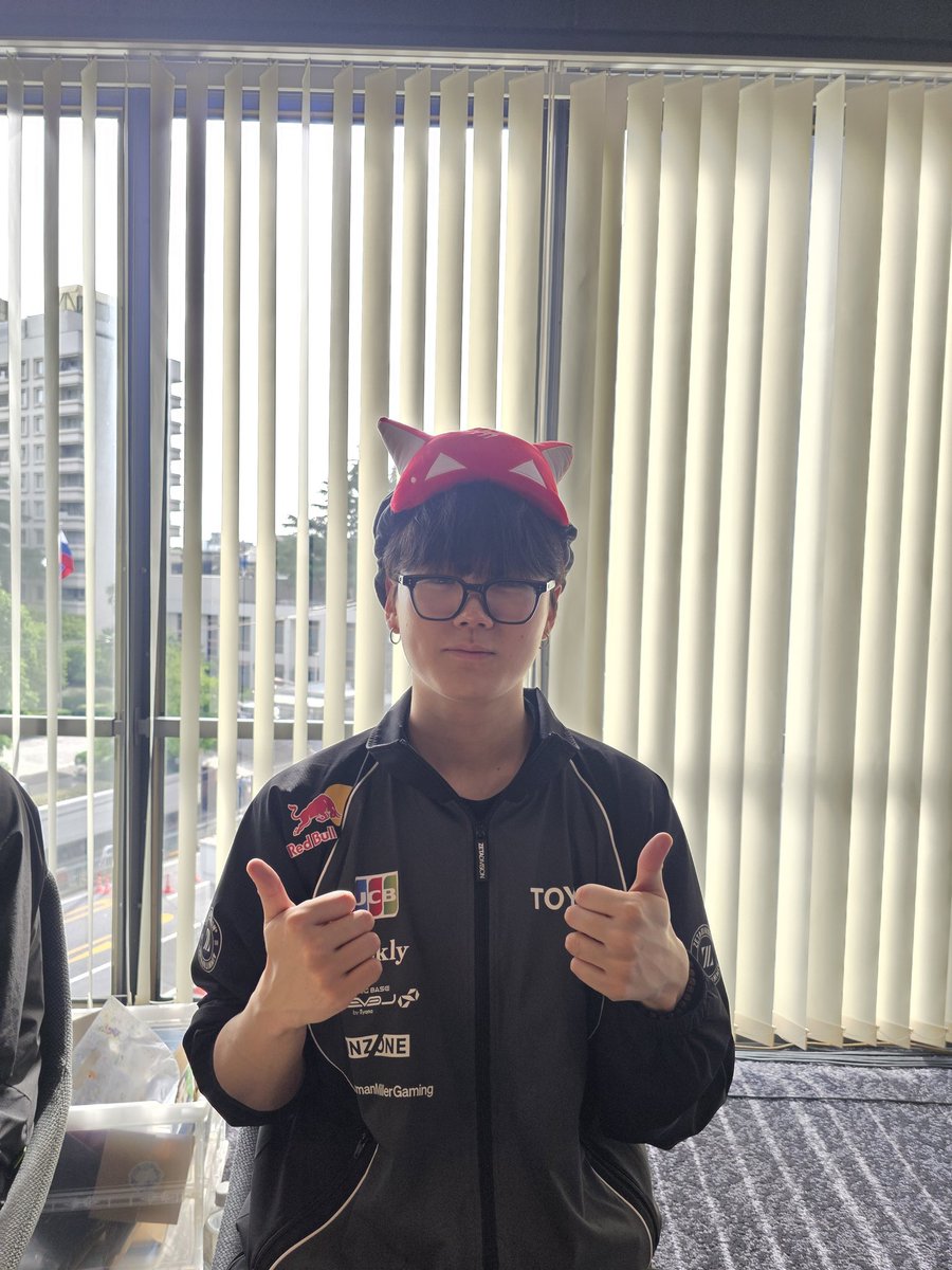 JYP35066's tweet photo. 깜빡하고 다른 선수들은 못 찍었다....ㅠㅠ https://t.co/wCNbIG82SV