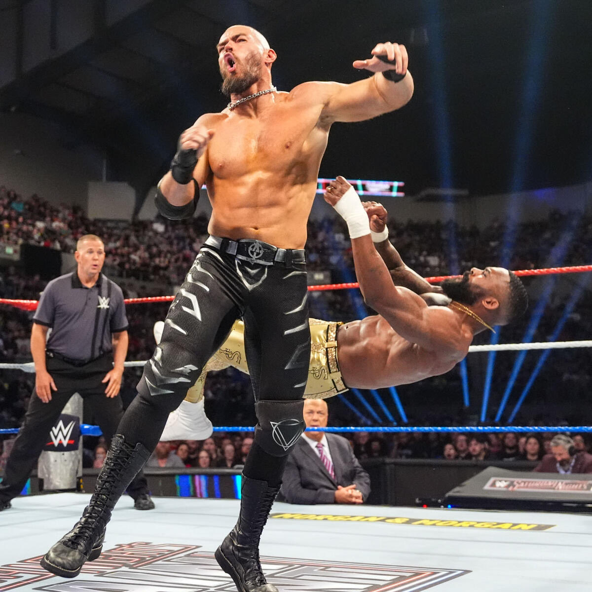 PredictABigBang's tweet photo. It should t be a surprise to anyone that we sent the Street Profits back on the streets. Heres an idea for them. Maybe disappearing for another six-seven months would help? Better yet, don’t even show your faces back here at all. https://t.co/n71WRDLSCq
