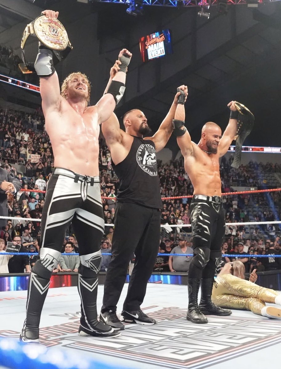 PredictABigBang's tweet photo. It should t be a surprise to anyone that we sent the Street Profits back on the streets. Heres an idea for them. Maybe disappearing for another six-seven months would help? Better yet, don’t even show your faces back here at all. https://t.co/n71WRDLSCq