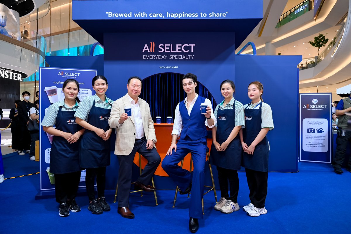 7ElevenThailand's tweet photo. กาแฟหล่อมากกกกรวมภาพบรรยากาศ 
“ALL SELECT EVERYDAY SPECIALTY WITH KENG HARIT” 💙

จัดขึ้น เมื่อวันที่ 19 พ.ค.2569 ณ Charoen Nakorn Hall ชั้น M , ICONSIAM  
รูปภาพเพิ่มเติม >> https://t.co/Ef7dmFLVXG

ALL SELECT EVERYDAY WITH KENG

#AllselectxKengharit
#AllSelect711THXKengHarit 
#AllSelect #SpecialtyMoments