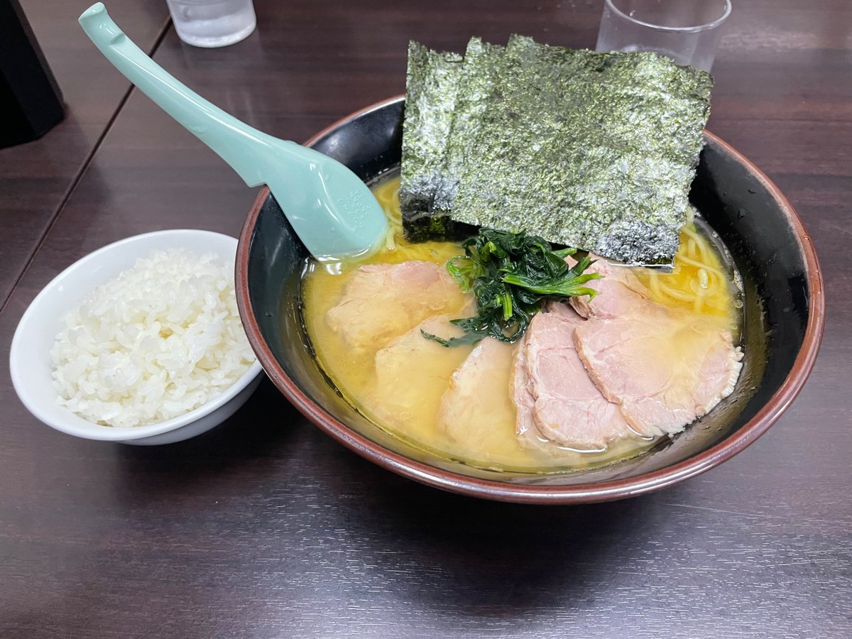 poupou@甘党 tweet media