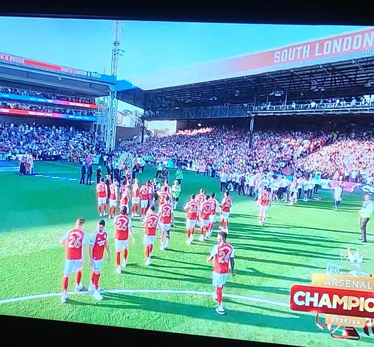 afiliasag's tweet photo. The ARSENAL cannon fires again!! 🏆👑
Premier league Champions 2025/26 https://t.co/MZbS99DGwz