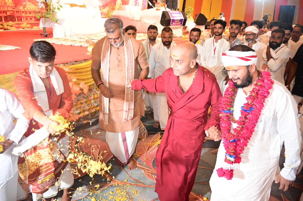 Prahlad Singh Patel ( वृक्ष से जल, जल से जीवन) tweet media