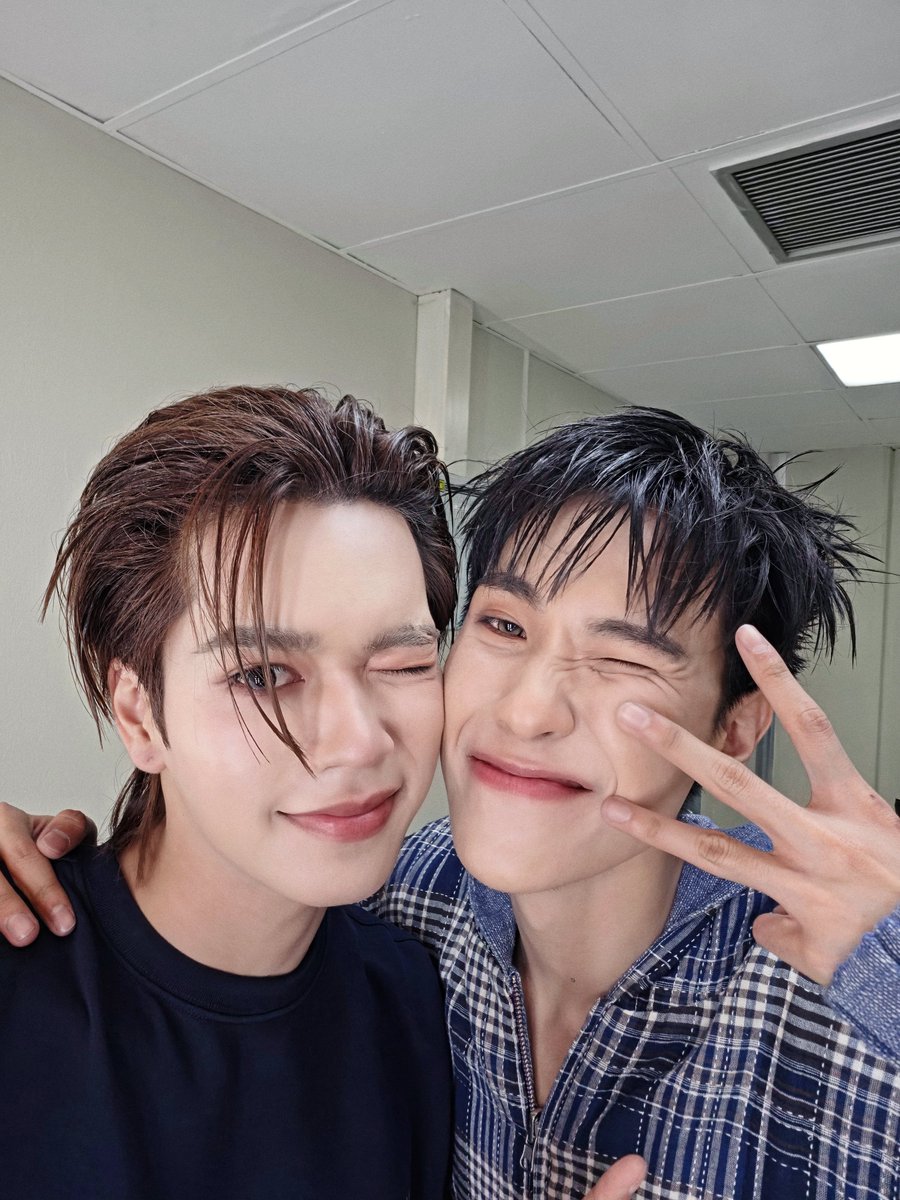 คุณไป๋ tweet media