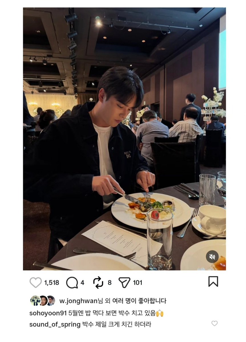 ๐ฉ๐๐บ๐ tweet media