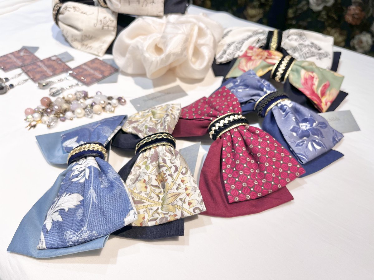 abilletage's tweet photo. 【入荷情報】
取り扱いブランド　Sleeplesschilds

◇リボンカチューシャ　¥7,150
◇リボンバレッタ　¥6,930
◇シュシュ　¥1,650
◇チェーンブレスレット　¥7,920
◇ピアス　¥4,070〜

🗓️5/28 通販OPEN⋆˚𝜗𝜚˚⋆ https://t.co/VpSHkg8flm