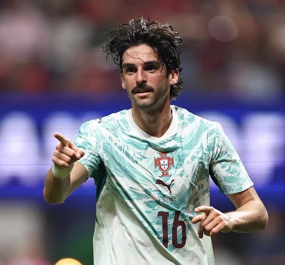 𝑳𝑬𝑮𝑬𝑵𝑫🥈 tweet media