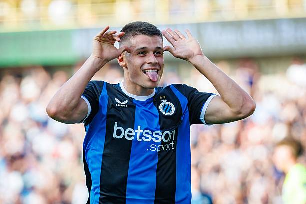 MichelFCBerix's tweet photo. In de laatste 13 seizoenen scoorde geen enkele speler zo vaak in de JPL voor #ClubBrugge als Nicolò Tresoldi (19x).
In deze eeuw deden enkel Carlos Bacca (25), Ivan Perišić (22) en Rune Lange (20) beter.
Met 17 goals staat Christos Tzolis ook nog in de top 6. https://t.co/yHYIuWz0EK