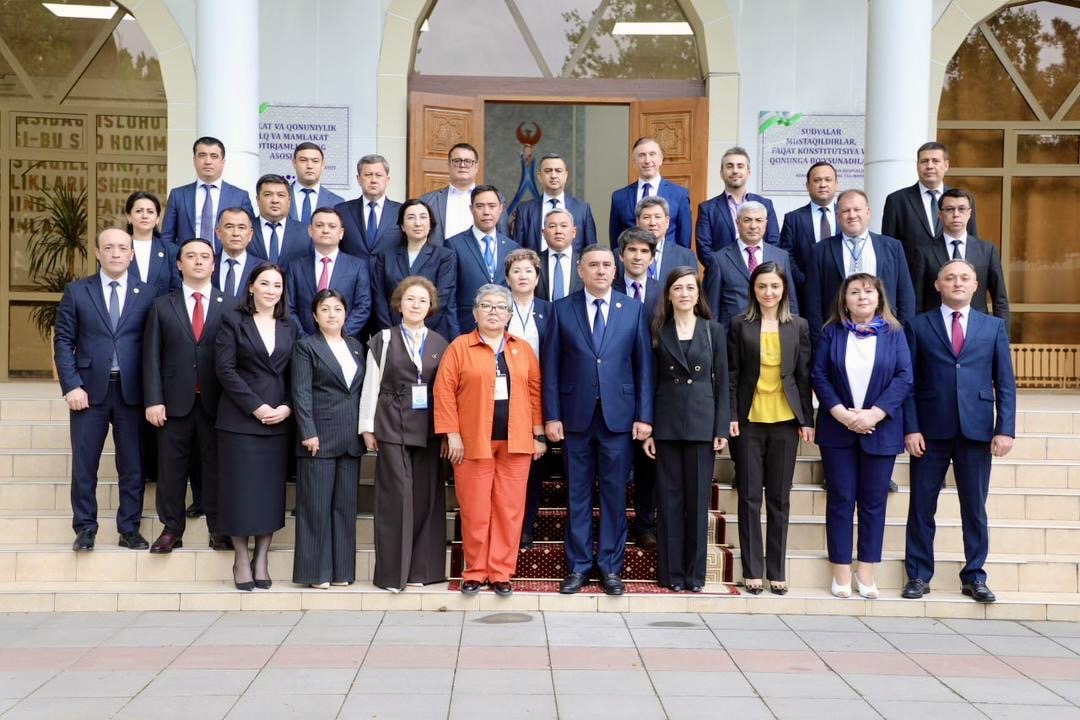 FacDerechoUsal's tweet photo. 🏛️ Profesores de Derecho Procesal de la @usal participan en un curso internacional sobre justicia digital en Uzbekistán. 💻🌍
https://t.co/XAOJ7lsjt0 #DerechoUSAL #JusticiaDigital #DerechoProcesal https://t.co/WShZIcBYWp