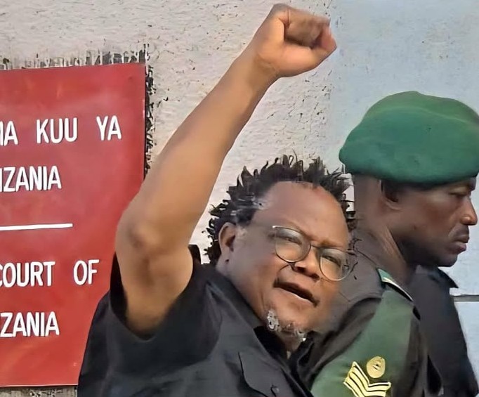 Twaha Mwaipaya tweet media