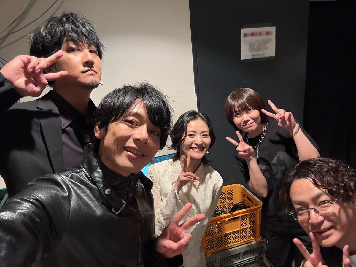 shotomita18's tweet photo. 【今月のニコ生】

ゲストは林修司P！
昔の話や舞台炎の蜃気楼イベント
そして、幕末編に向けての話など
色々語り合います！

『翔ちゃんねる』♯59
5月27日(水)20:00〜
【ゲスト：林修司】
https://t.co/GShbPvGIJy

質問などはこちらへ
《締切：5/27(水)16:00 予定》
https://t.co/bnFzGleQDl https://t.co/XCV50AFkWB
