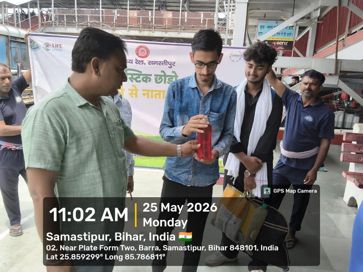 SpjEnhm's tweet photo. Today on date 25.05.2026 Under WED-26 Campaign  Special drive conduct  for Inspection of water refill points at  railway station. To encourage passengers to refill use their own bottles, reducing single use plastic bottles at Samastipur Railway Station  #MissionLiFE #SwachhBharat https://t.co/OxlVkJJ7Ju