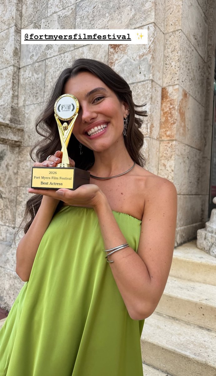 BiGabrielli's tweet photo. É tanto orgulho que nem cabe no peito 😍😍 

Parabéns Pri Buiar 🥹❤️ https://t.co/1OhHl9iA40