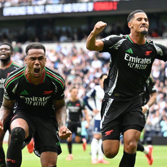 PurelyFootball's tweet photo. 📊 𝐐𝐔𝐈𝐂𝐊 𝐅𝐀𝐂𝐓: Arsenal have become the first side in Premier League history to neither concede a penalty or receive a red card in a single campaign. 

[@OptaJoe] https://t.co/NLoMIGUiiq