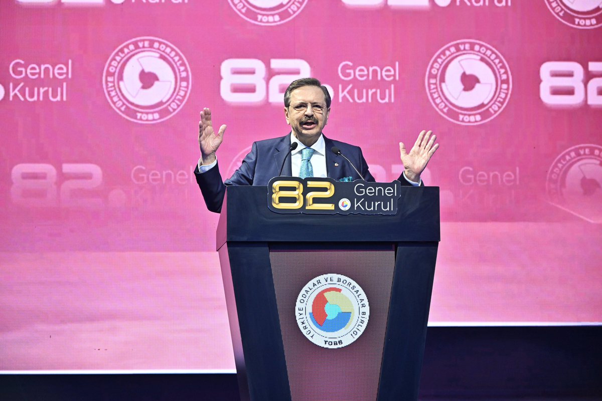 urguptso's tweet photo. Birliği 'mizin 82. Genel Kurulu, Sayın @RHisarciklioglu ev sahipliğinde;  Ticaret Bakanımız Sayın Ömer BOLAT’ın katılımıyla gerçekleştirildi.

Genel Kurula, Başkanımız Sayın Ahmet AYDIN, Meclis Başkanımız Sayın Kemal ÖĞÜTLÜ ve Genel Sekreterimiz Emrullah BAŞER katılım sağladılar. https://t.co/gqNphh0S7I