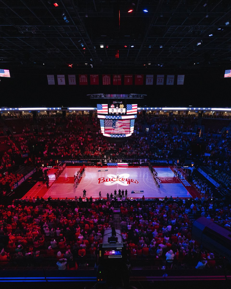 OhioStateWBB's tweet photo. Remembering and honoring the sacrifices made for our freedom 🇺🇸

#GoBucks | #MemorialDay https://t.co/2cr8HuqJa3