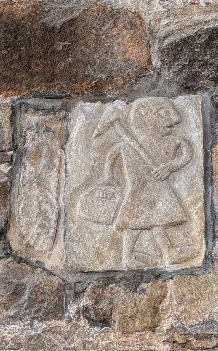 BooksTeaFilms's tweet photo. "T'owd man" - an early English depiction of a miner, now at St Mary's Wirksworth
#medievalmonday https://t.co/nsHNN4QeuO