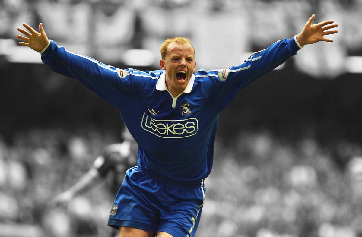 andycampbell32's tweet photo. 23 years ago today, what a day, what a moment, what a football club @CardiffCityFC https://t.co/8Q1MjljyM4
