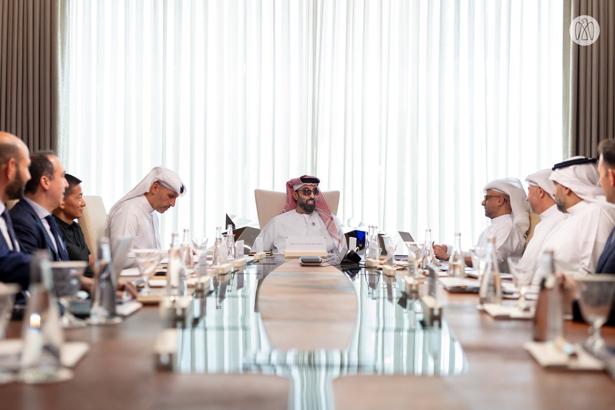 مكتب أبوظبي الإعلامي tweet media