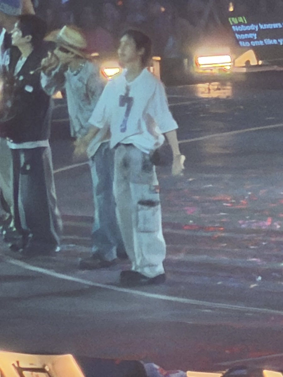 moonie⁷⁺¹³ SEEING BTS x4 tweet media