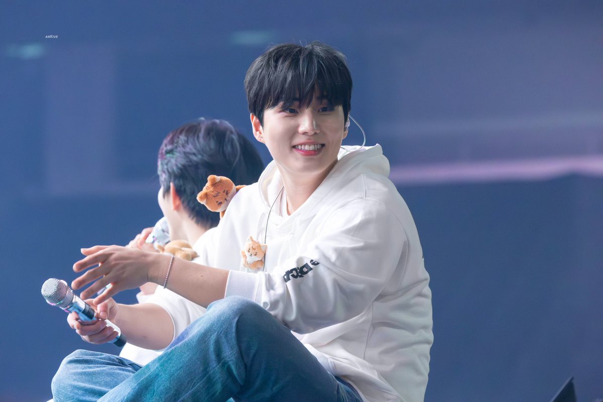 옹심 tweet media