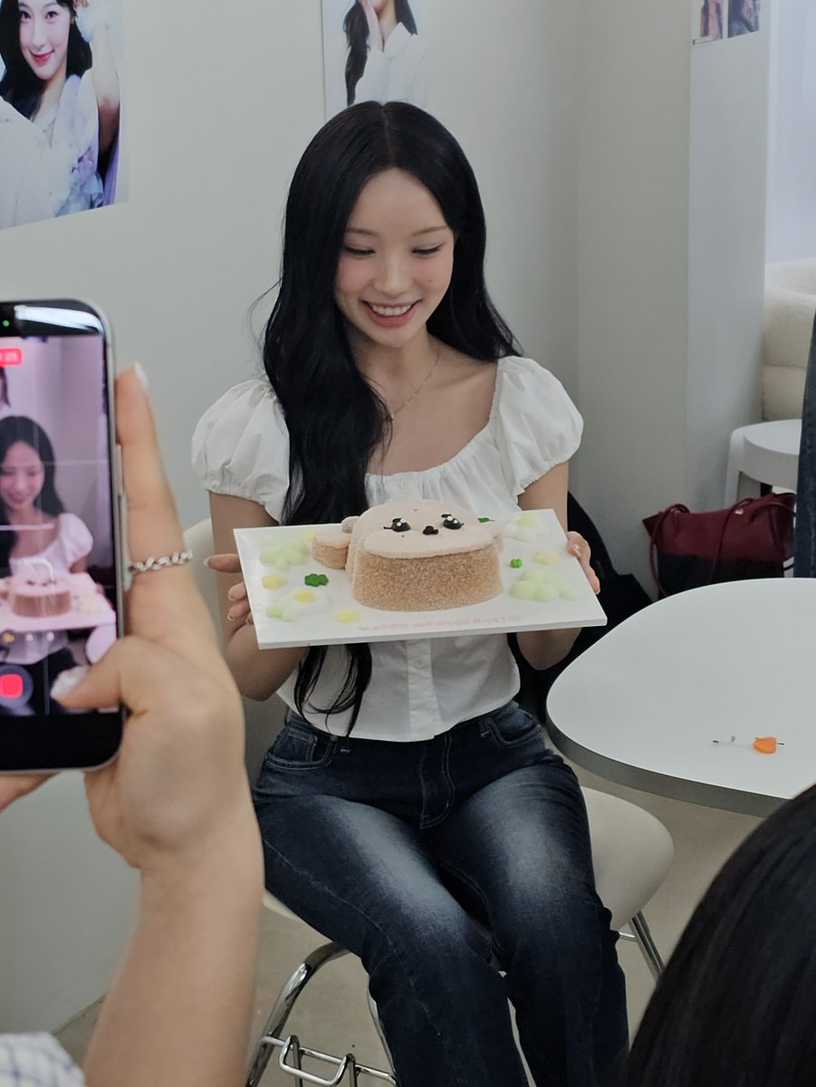 cafe_dmd's tweet photo. 2026 𝑾𝑶𝑵𝑰 𝑩𝑰𝑹𝑻𝑯𝑫𝑨𝒀 𝑪𝑨𝑭𝑬 𝑬𝑽𝑬𝑵𝑻

🦌Dear. my dear
🦌26. 05. 25.

디어마이디어에 리센느 원이님께서 방문해주셨습니다🤎

#DEARDEER

#홍대카페 #홍대이벤트카페 #홍대생일카페 #홍대카페대관 #카페대관 #홍대생카 #아이돌생일카페 #아이돌생카 #생일카페 #이벤트카페 https://t.co/jGEFZlvoRN