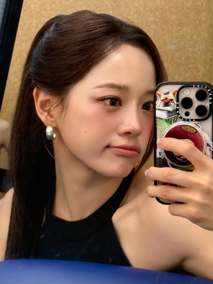 daily sejeong tweet media