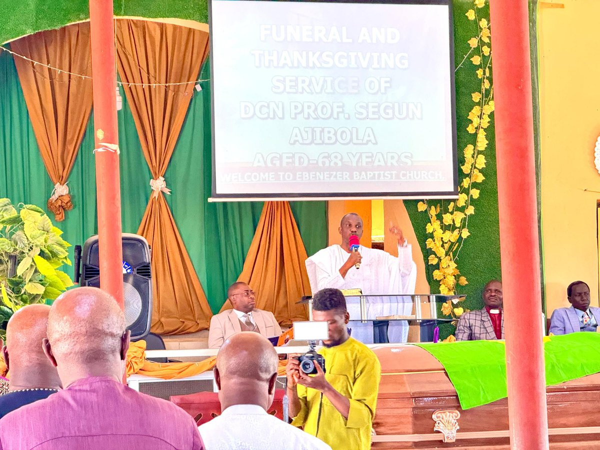 cibnigeria's tweet photo. The President/Chairman of Council, Dele Alabi, Ph.D, FCIB, attended the Funeral Ceremony of our late past president, DCN Prof. Segun Joseph Ajibola, FCIB, at Ipoti Ekiti, Ekiti State.

#CIBN #LegacyOfExcellence #ValedictorySession #ProfessionalExcellence https://t.co/u829lKX3XU