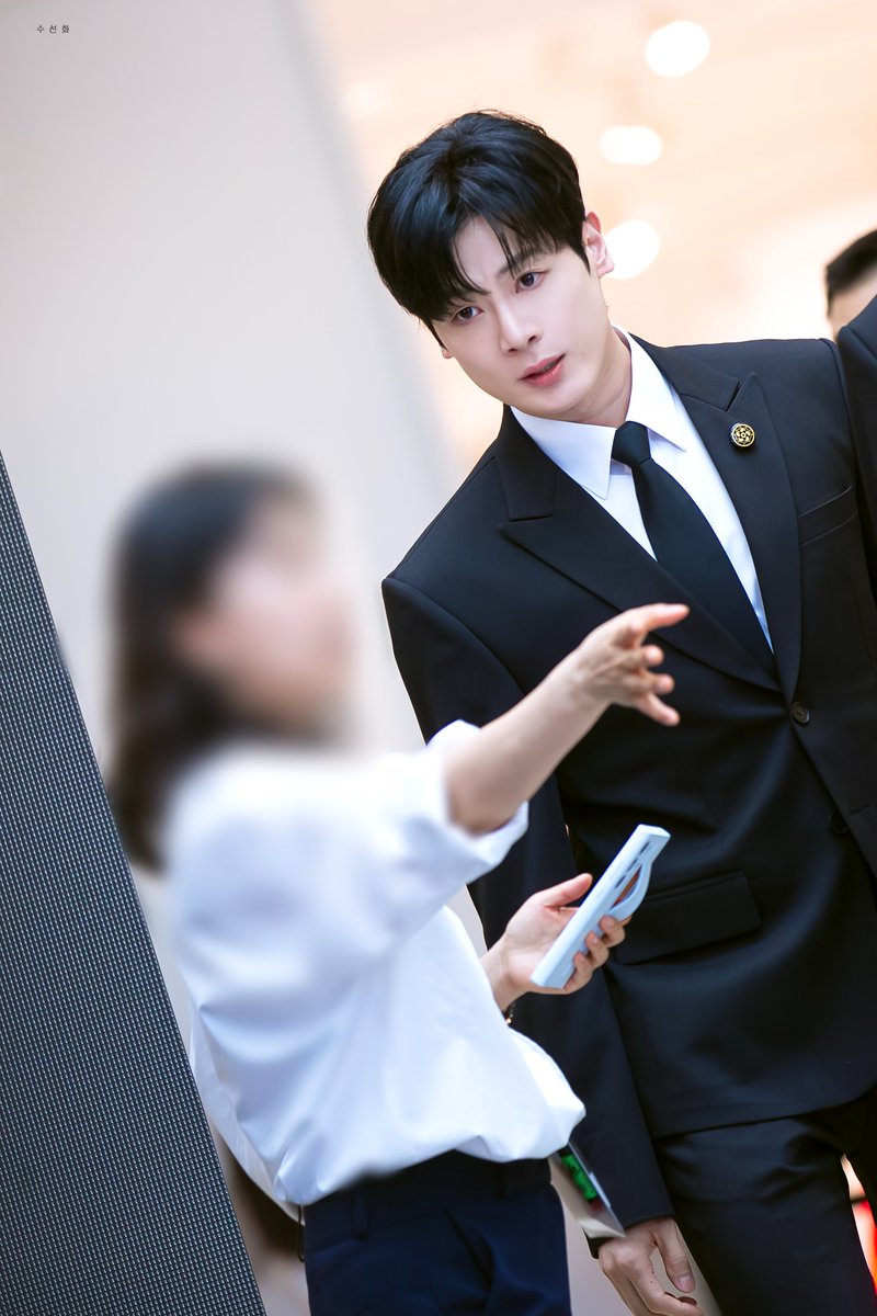 수선화 tweet media