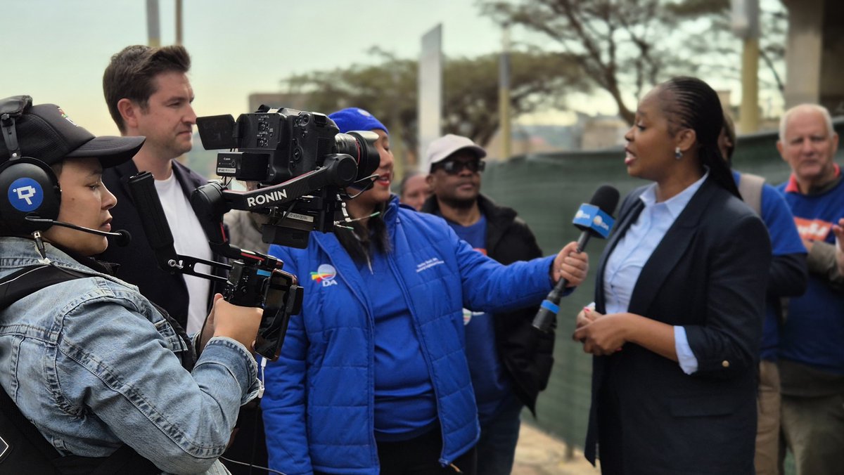 Democratic Alliance tweet media