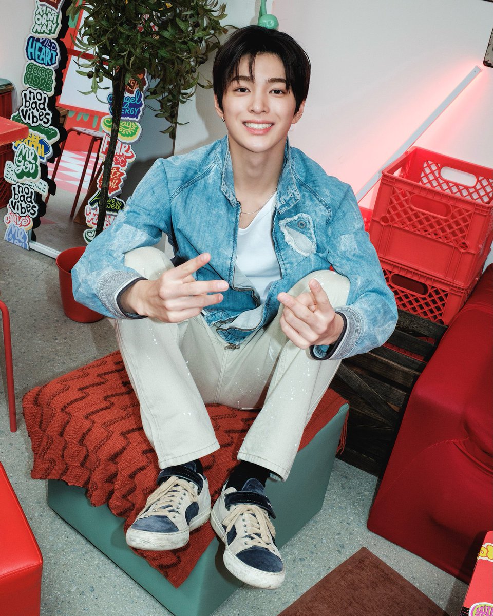 keonho pics tweet media