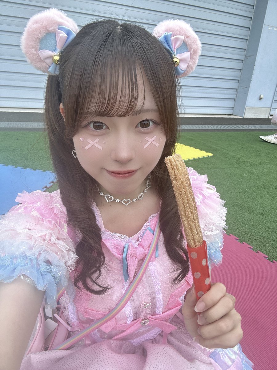 あいちゃんと食べ歩き 🚐♡