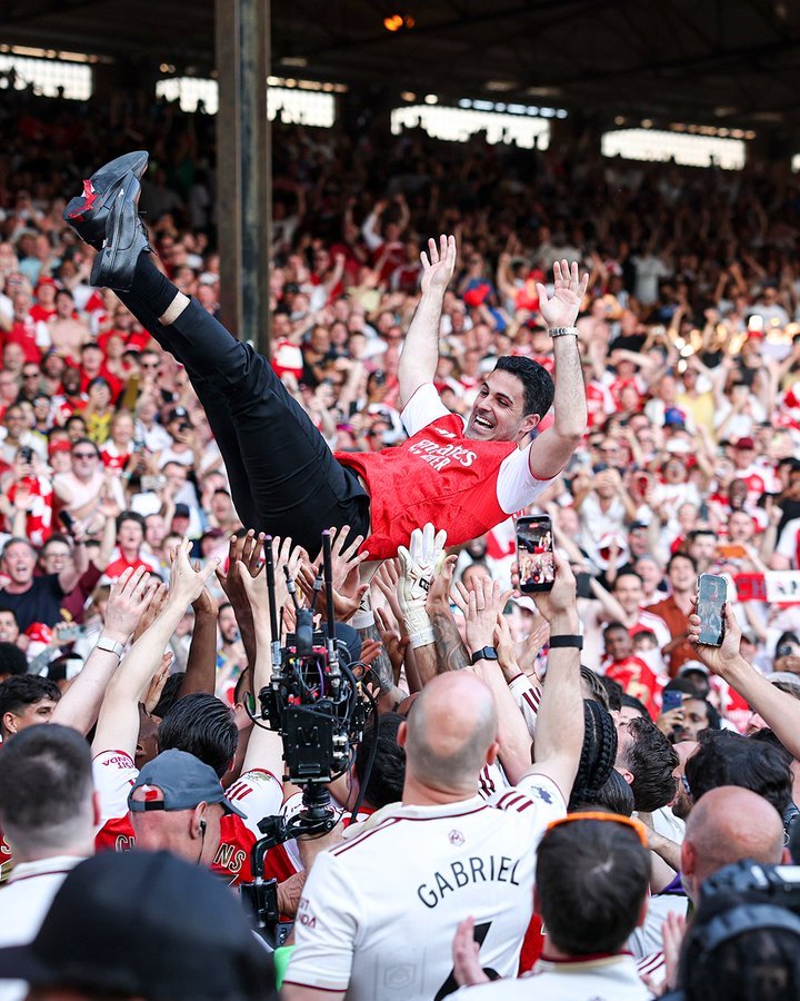 iwatdigital's tweet photo. Arsenal won the league, and we still provide the best IT solutions, no? 

COYG🥳 https://t.co/4kJZppsNPG