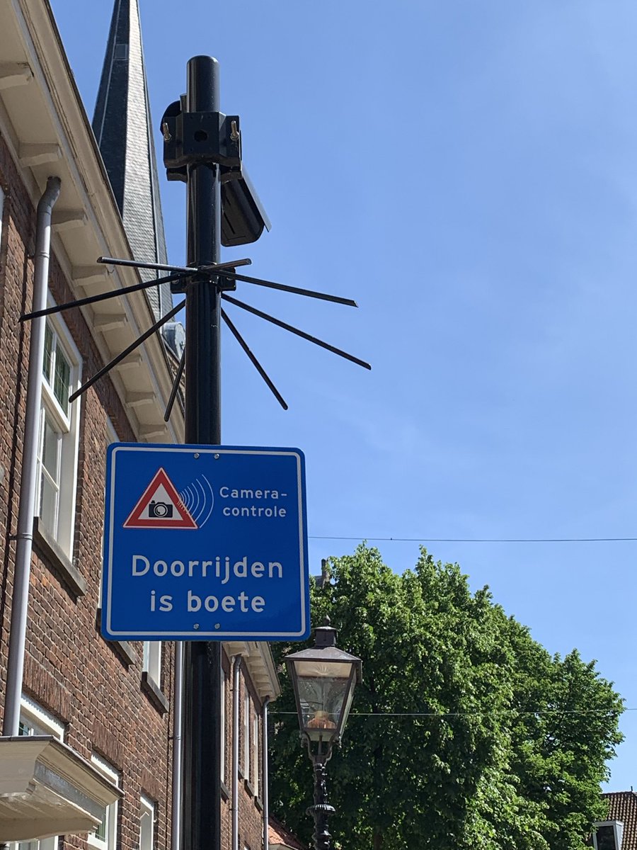 Taaldokter tweet media
