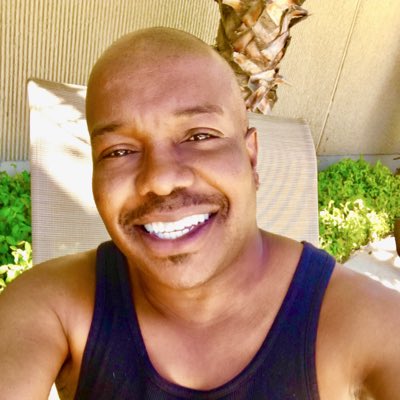 KenneithPerrin's tweet photo. #NewProfilePic https://t.co/pEljp7Na9d