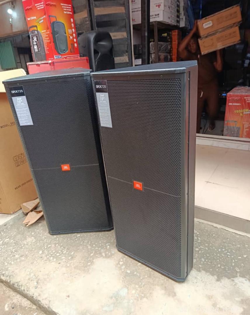 PaschalAnusi's tweet photo. Happy new week! For your musical instruments and electronics, you are just a DM away. Nationwide delivery. https://t.co/X0YIY6Ha1P