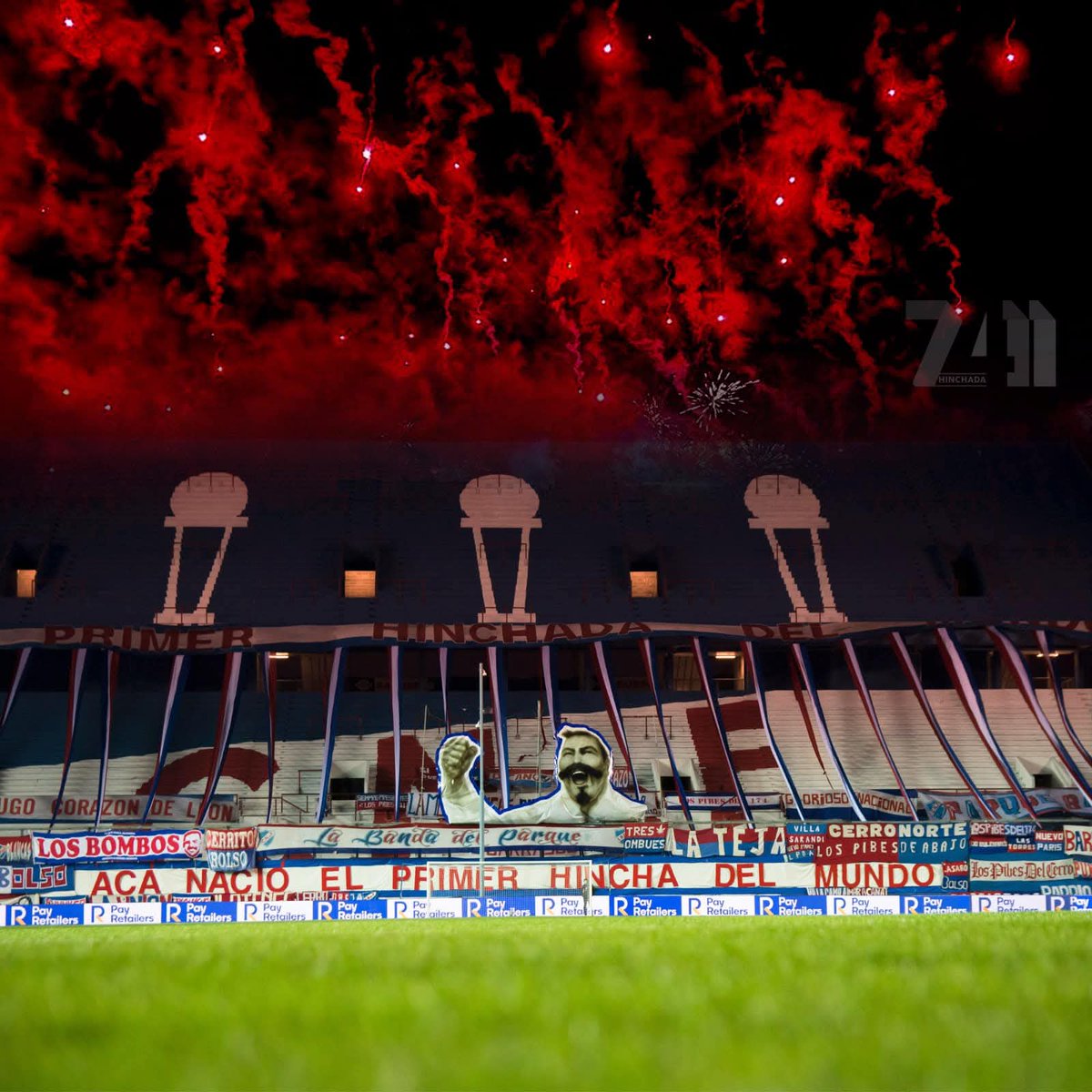 7411Hinchada's tweet photo. El primer estadio de la Copa del mundo que fue sede inaugural del mundial de 1930, y que es la casa de toda la #FiestaEnTresColores donde a lo largo de todos estos años nos hemos encargado de darle color y brindar una fiesta como el decano del fútbol uruguayo se merece. https://t.co/fzZb310UrK