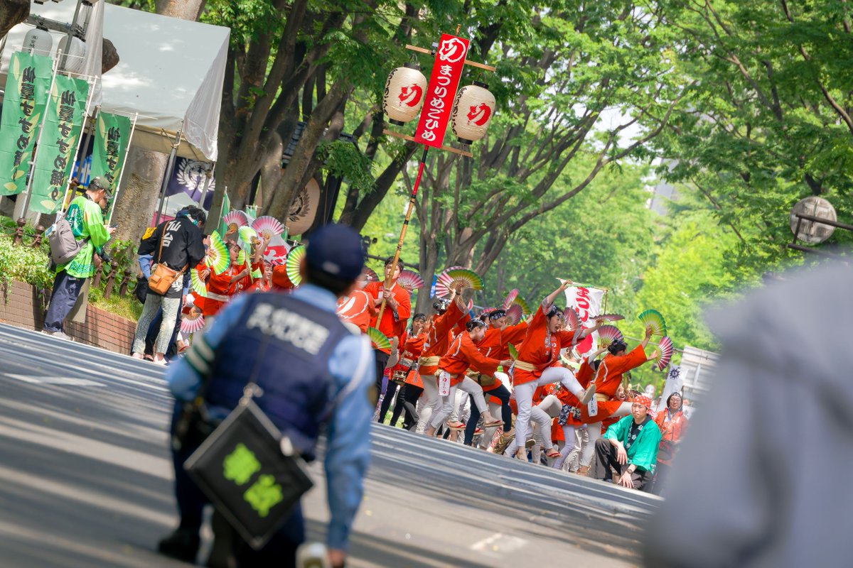 201810sa's tweet photo. 3年ぶりに青葉まつりへ。華やかで気分も明るくなるのでやはり祭りは良い！
今年は意識してもっと撮りに行こう。K-3III持ち出したのが半年ぶりなのはちょっとまずい。

#仙台青葉まつり
#pentax
#pentaxk3mkiii
#pentax_dfa70200 https://t.co/CpVQHTXmz1