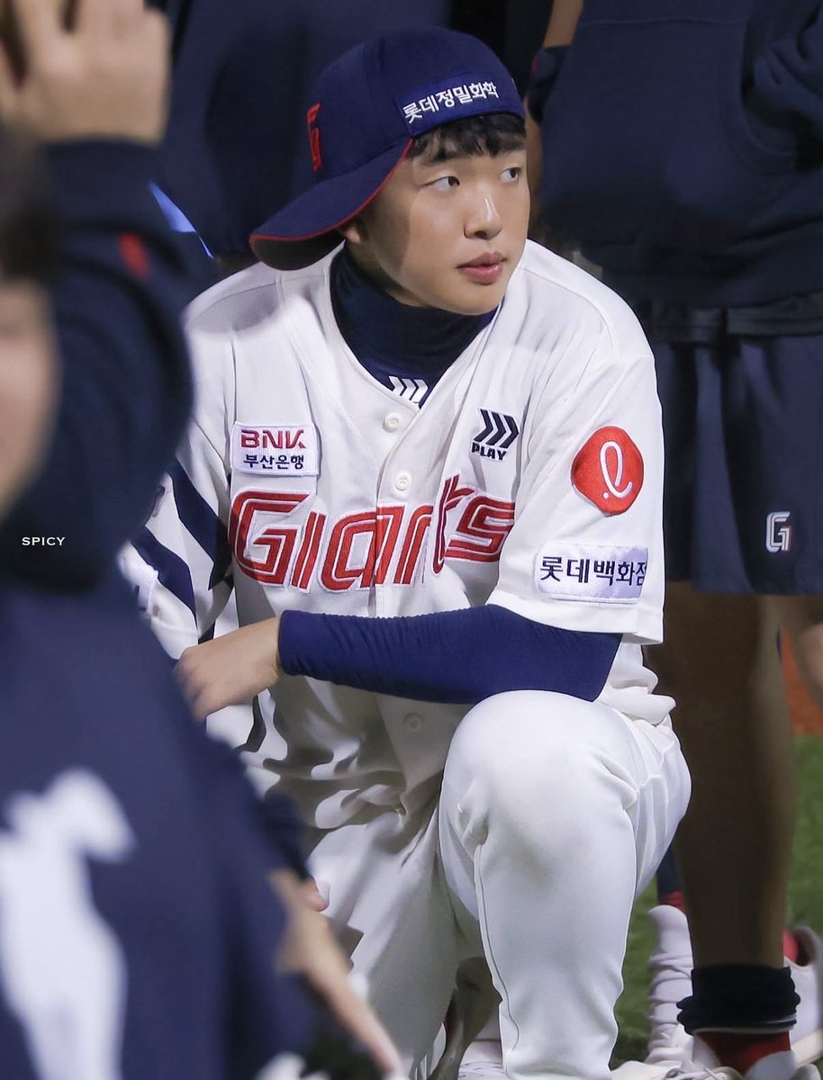 어쩔♡ tweet media