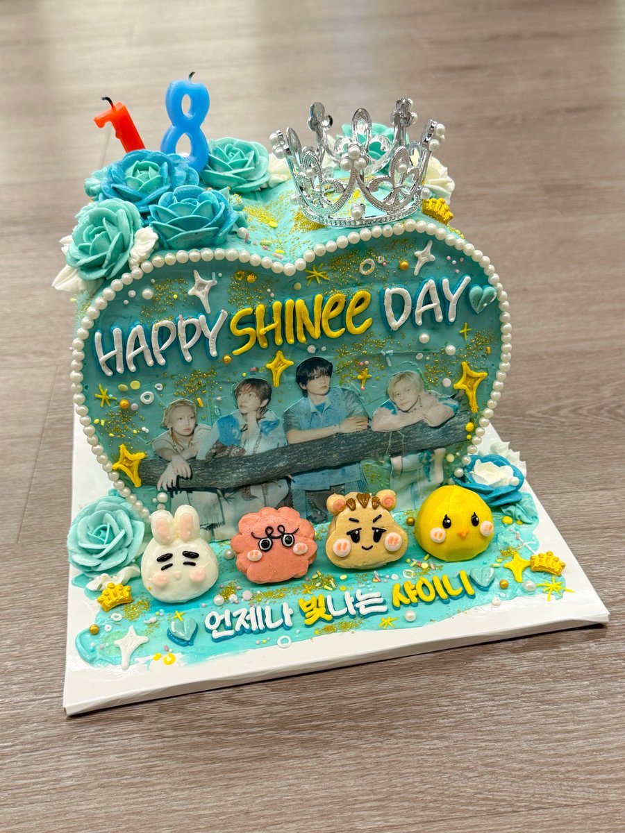 taempanna's tweet photo. SHINee18周年おめでとう🎉
なんだかあっという間だったけど、見返すとやっぱりそれだけの年月を一緒に過ごしてきたんだなと、実感するね😊
これからも大切な記念日、一緒にお祝いしようね〜🩷💎🧡💎💚💎🩵💎❤️💎
#Happy_SHINeeDay 
#SHINee_18th_Debut_Anniversary https://t.co/YiETC4W59l