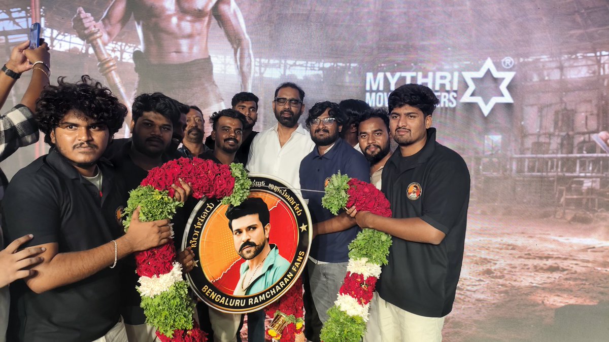 Bengaluru RamCharan Fans tweet media