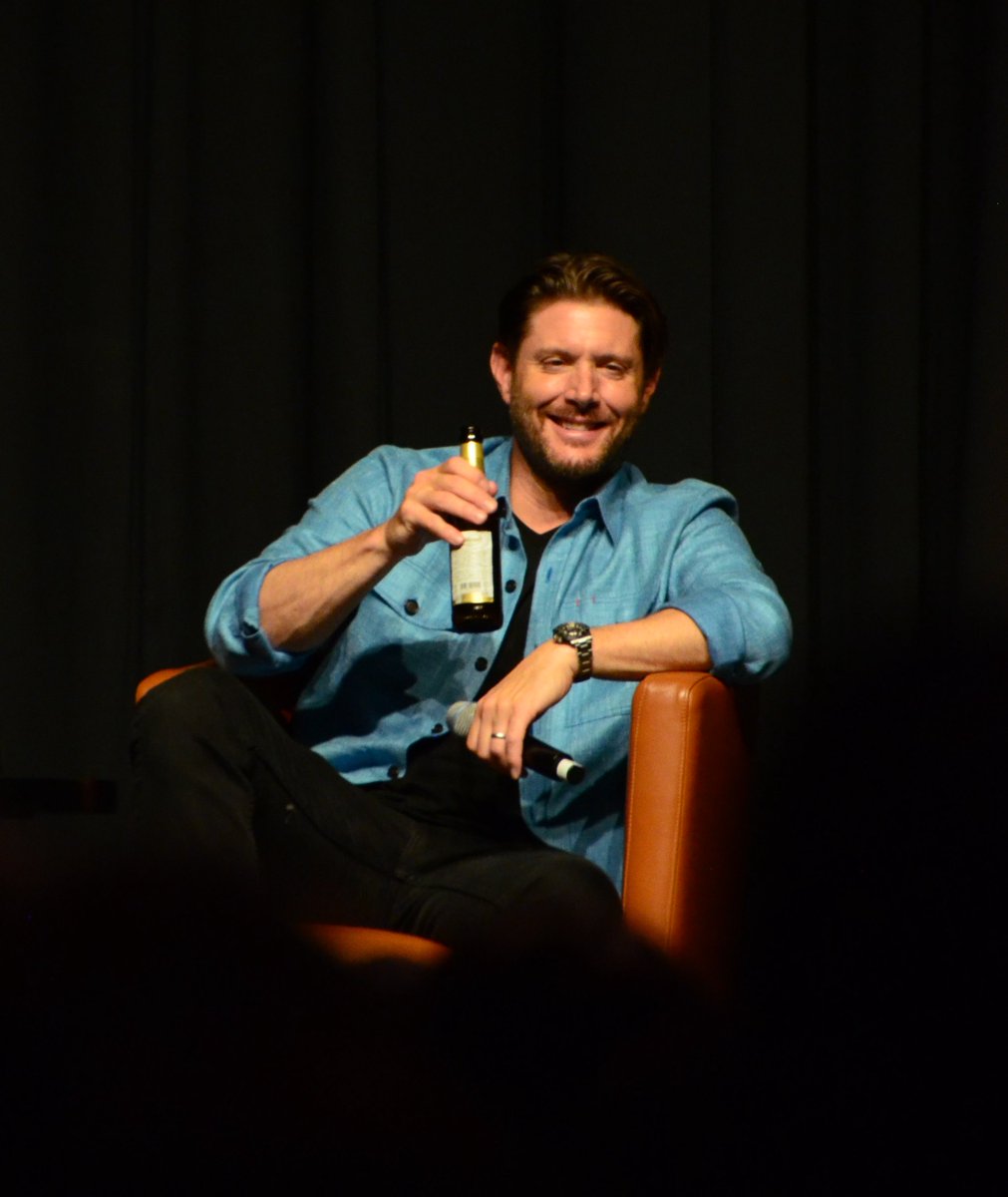 jjckles's tweet photo. goddamn #purcon10 https://t.co/LI0iQRth1h