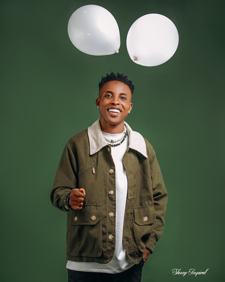 iamericardo's tweet photo. Decided to give myself some balloons 😋
+1 🎂 
A little older… a lot more iconic 👑 
Happy Birthday Ologbo Eric Uwomano Adeolu Lucas ❤️ https://t.co/GZxvVQCs2x